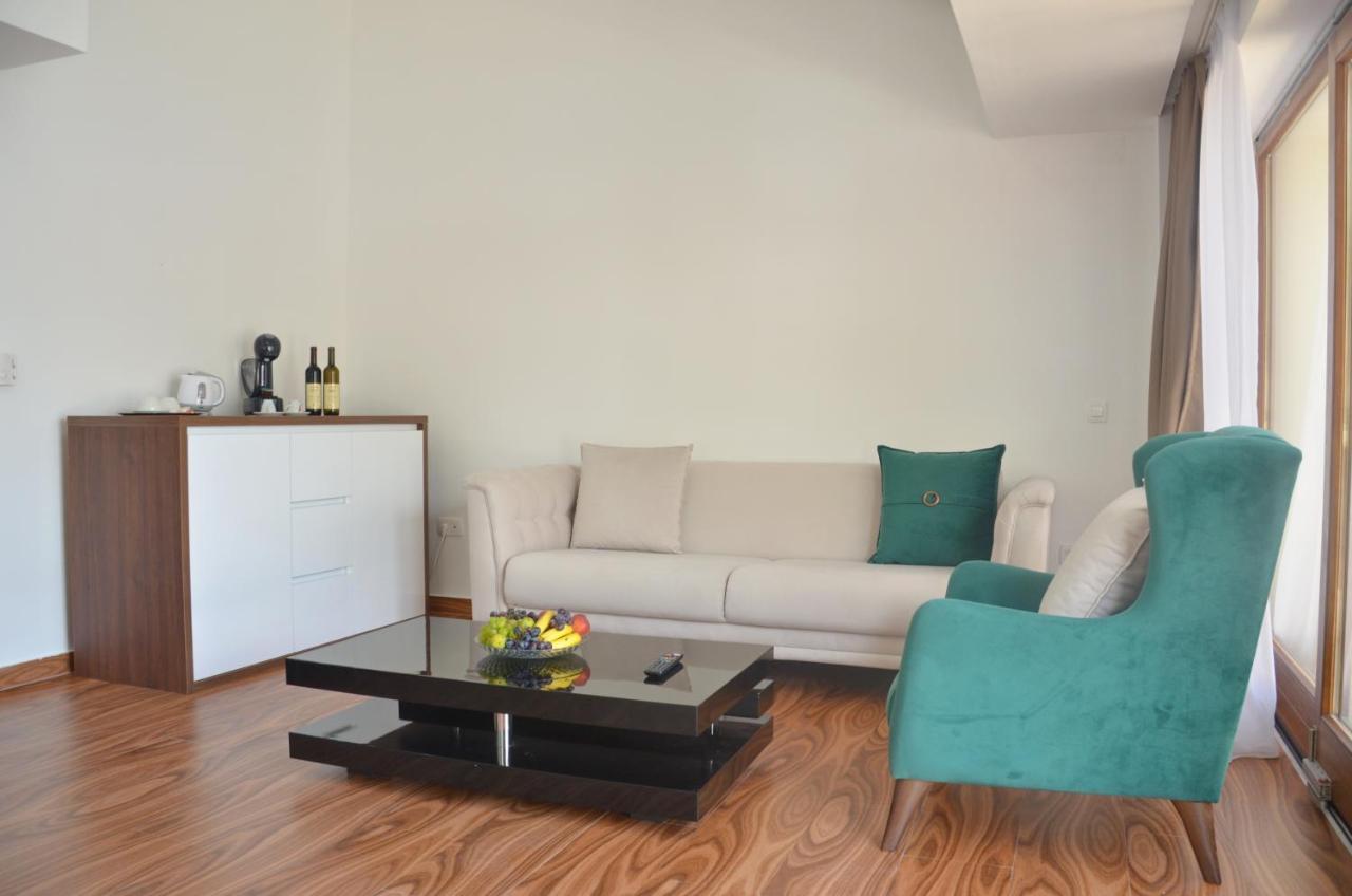 Andaluni Beach Apartments Pržno Kültér fotó